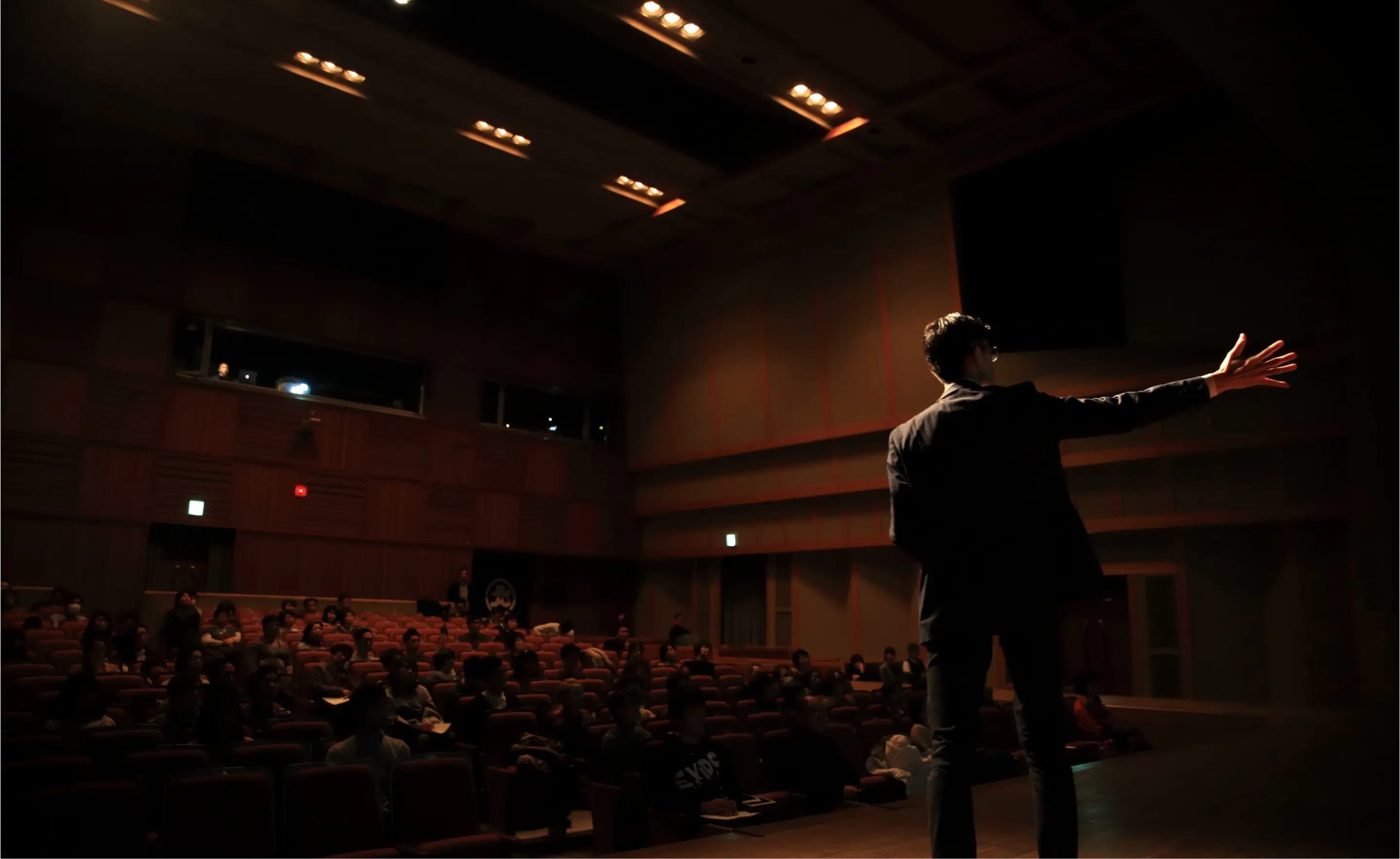 アバウトイラスト01