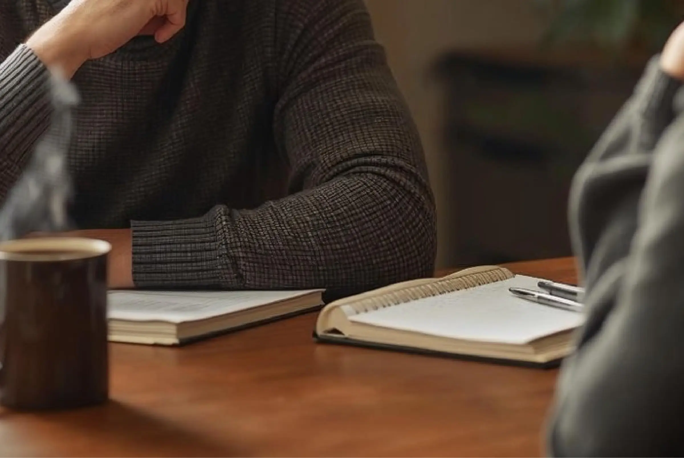 個人の「物語」に寄り添う商品設計と伴走型支援 